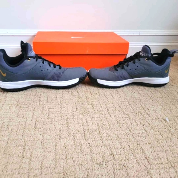 Next to new condition - Picture 2 of 7